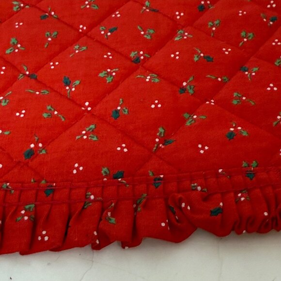 Quilted Christmas Placemats Set of 4 VTG Red Holly Oblong Kitchen Table Decor - Picture 8 of 14